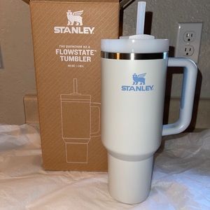 Stanley Adventure Quencher H2.0 40oz